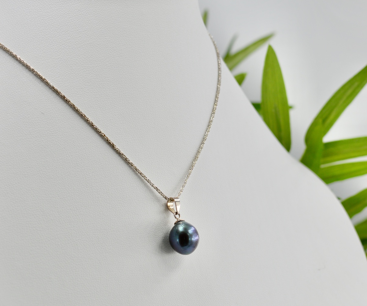 104-collection-motu-perle-baroque-de-9-7mm-collier-en-perles-de-tahiti-1