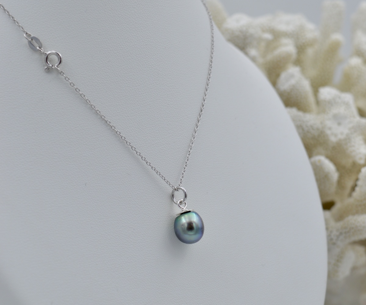 106-collection-matatia-perle-semi-ronde-de-9-3mm-pendentif-en-perles-de-tahiti-2