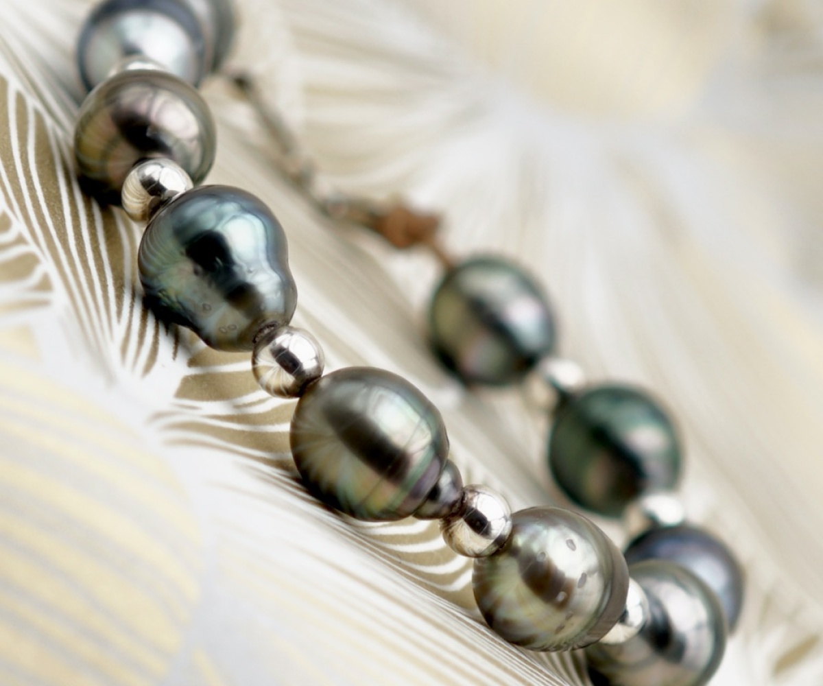 11-collection-maupiti-splendide-bracelet-de-10-perles-baroque-de-tahiti-bracelet-en-perles-de-tahiti-4