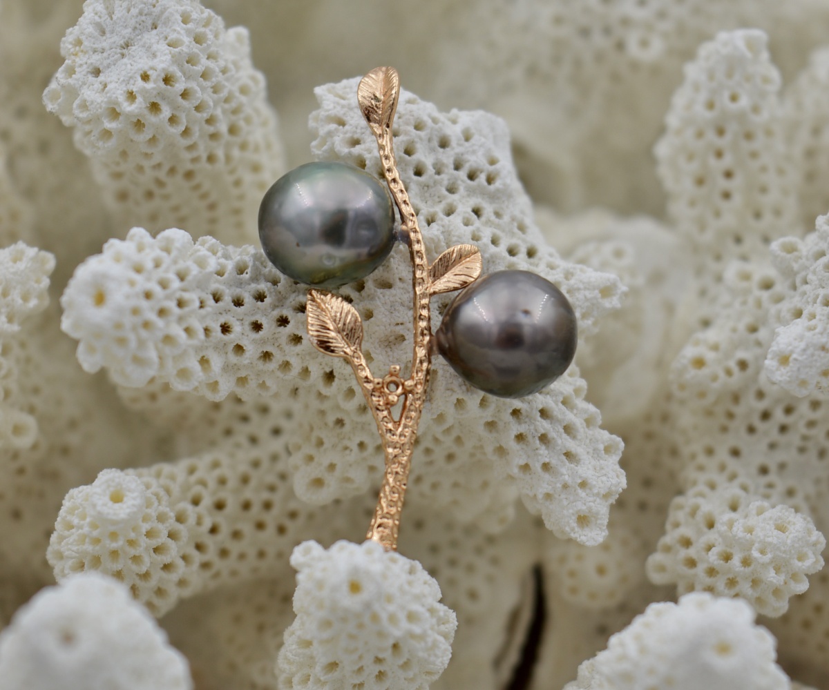 110-collection-orama-deux-perles-semi-rondes-de-8-8mm-pendentif-en-perles-de-tahiti-0