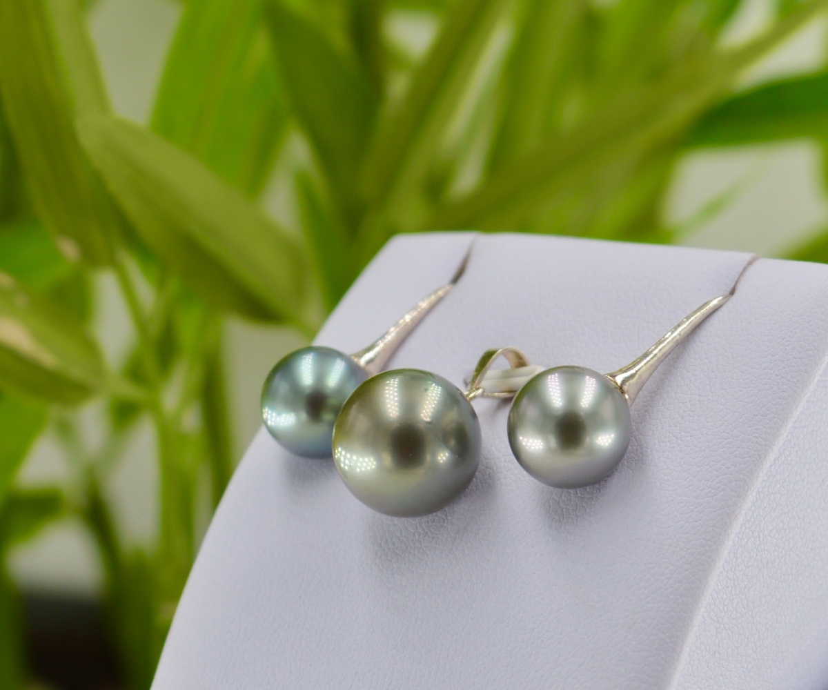 12-collection-vaipoe-splendide-parure-de-3-perles-de-tahiti-boucles-oreilles-en-perles-de-tahiti-1