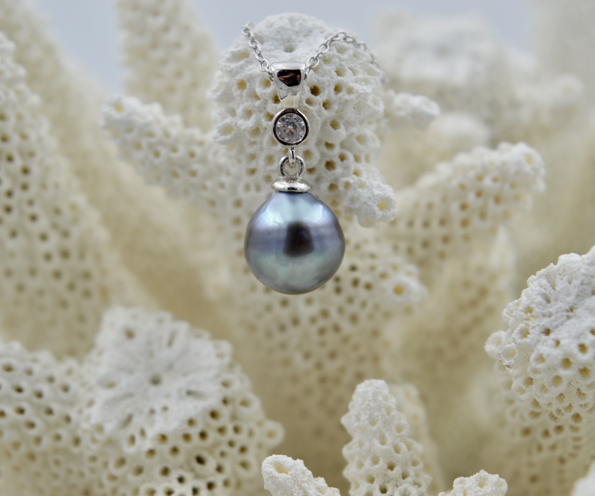 122-collection-oro-perle-cerclee-bleu-de-9-7mm-collier-en-perles-de-tahiti-4