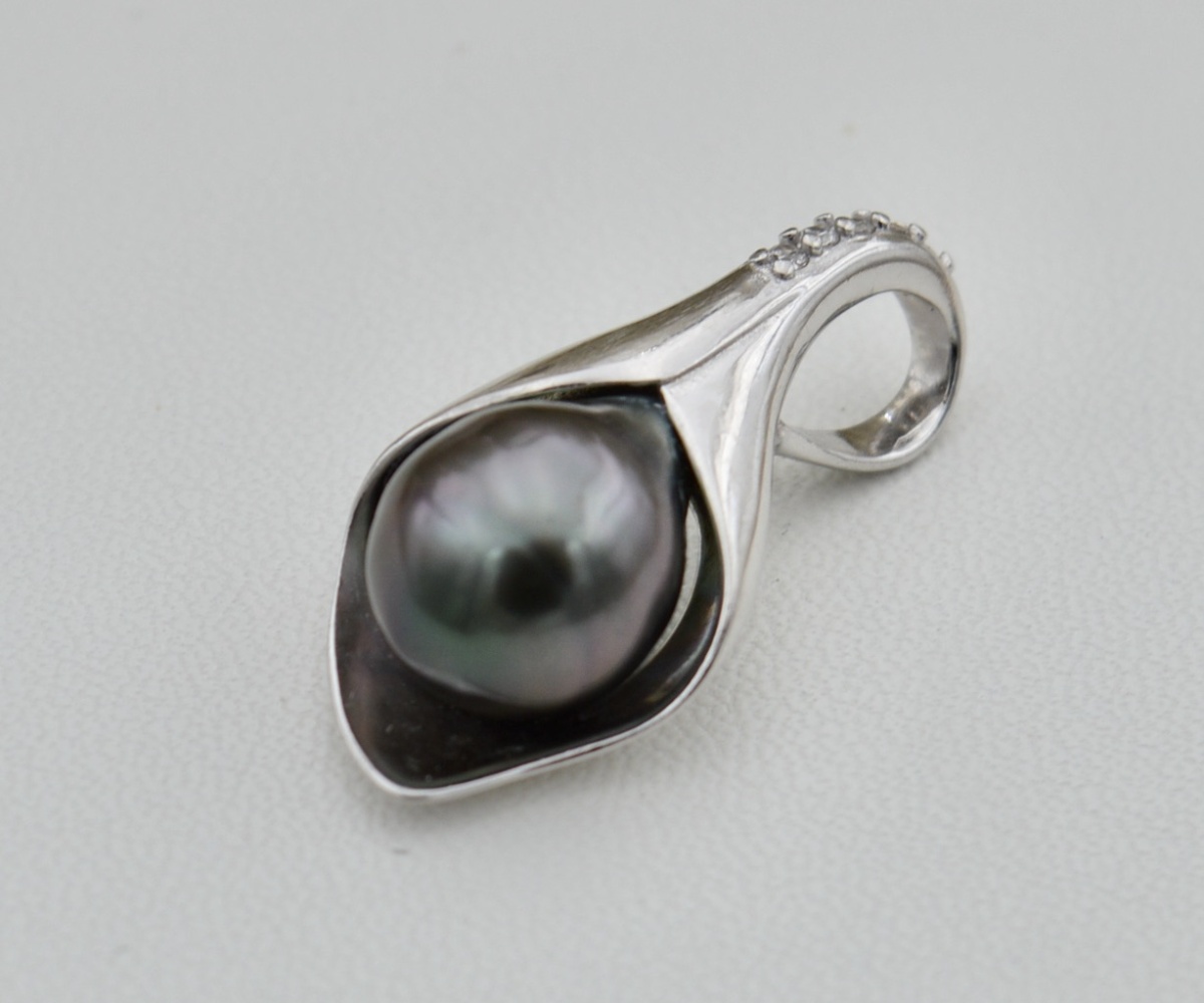 157-collection-ra-au-perle-de-9-3mm-pendentif-en-perles-de-tahiti-2
