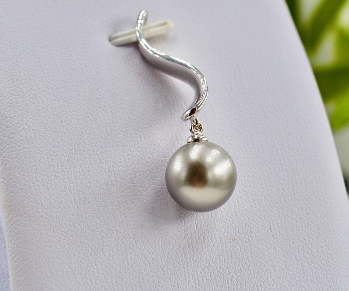 167-collection-tehuahine-perle-gold-de-10-8mm-pendentif-en-perles-de-tahiti-3