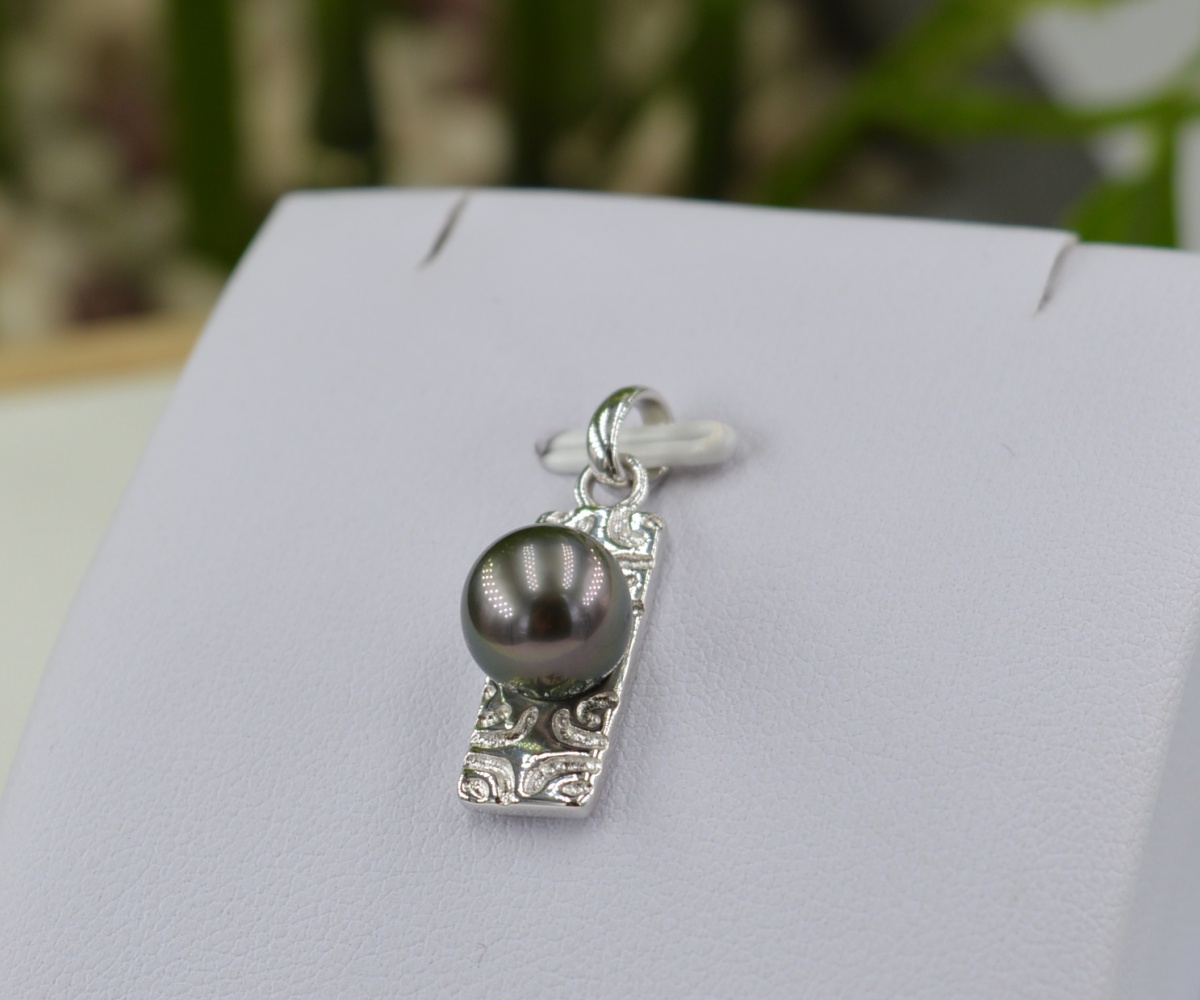 184-collection-tane-iti-perle-de-8mm-pendentif-en-perles-de-tahiti-1