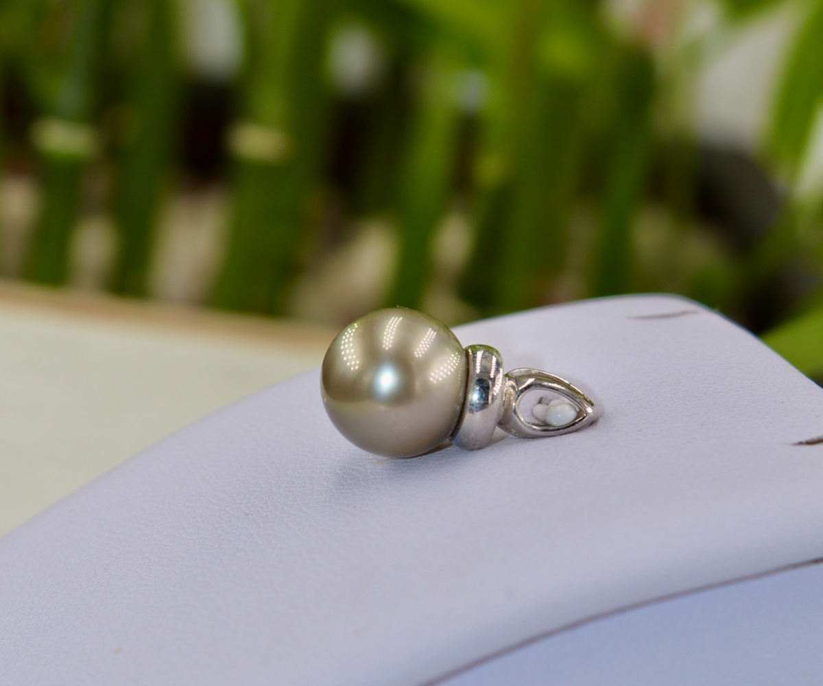 188-collection-ohe-perle-gold-de-11-1mm-pendentif-en-perles-de-tahiti-2