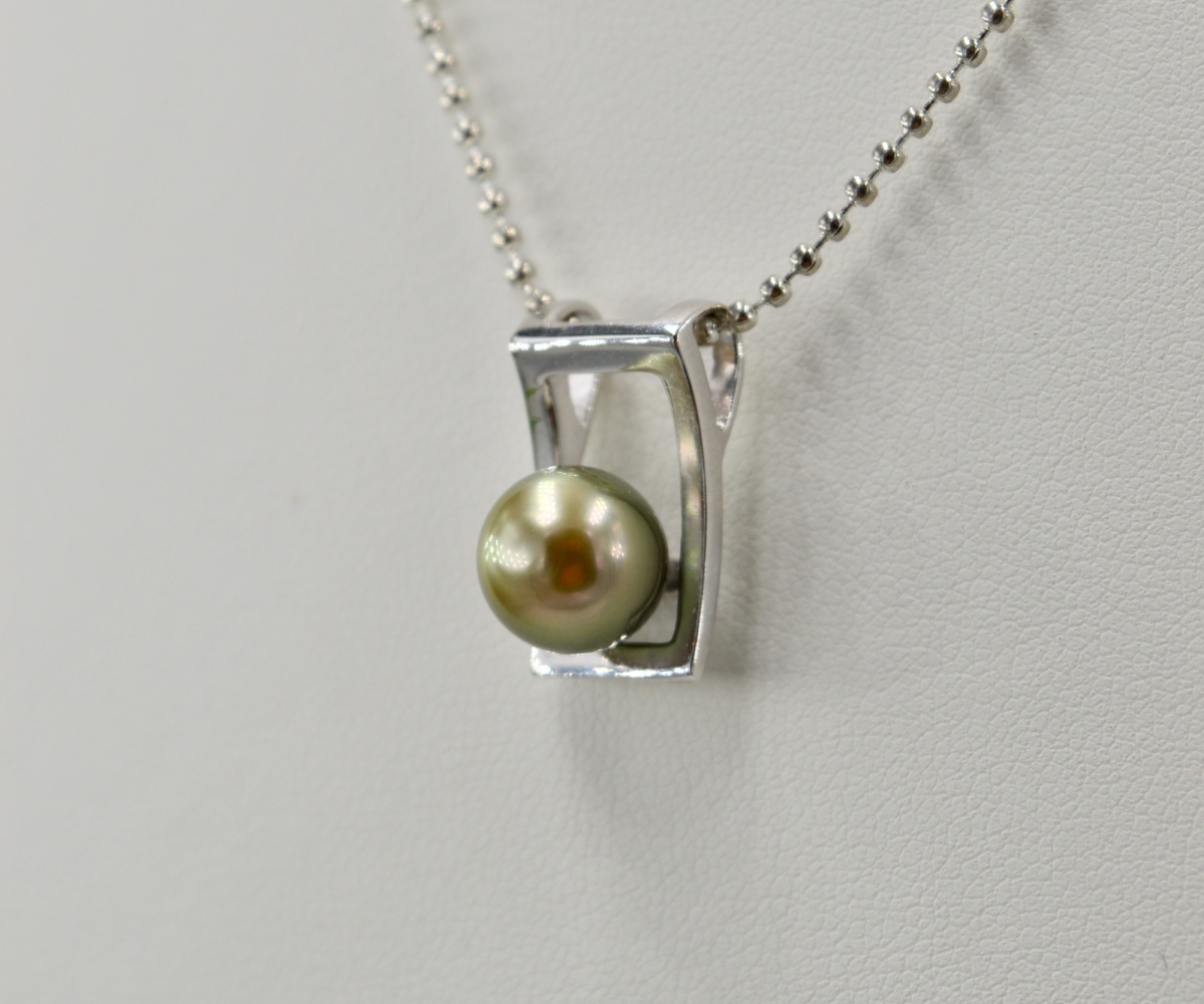 194-collection-papenoo-perle-de-8-8mm-collier-en-perles-de-tahiti-1