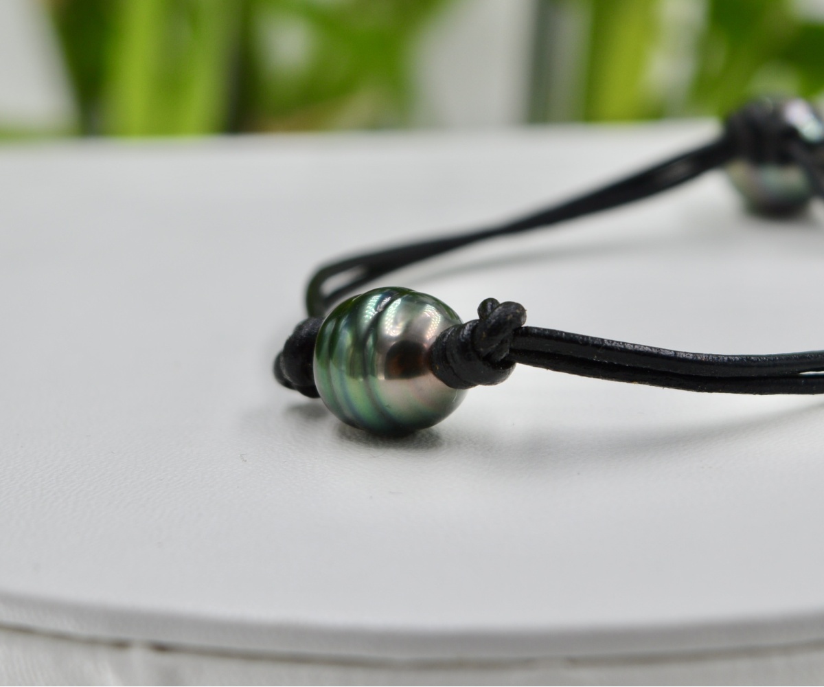 2-collection-tupai-2-perles-sur-cordon-en-cuir-bracelet-en-perles-de-tahiti-1