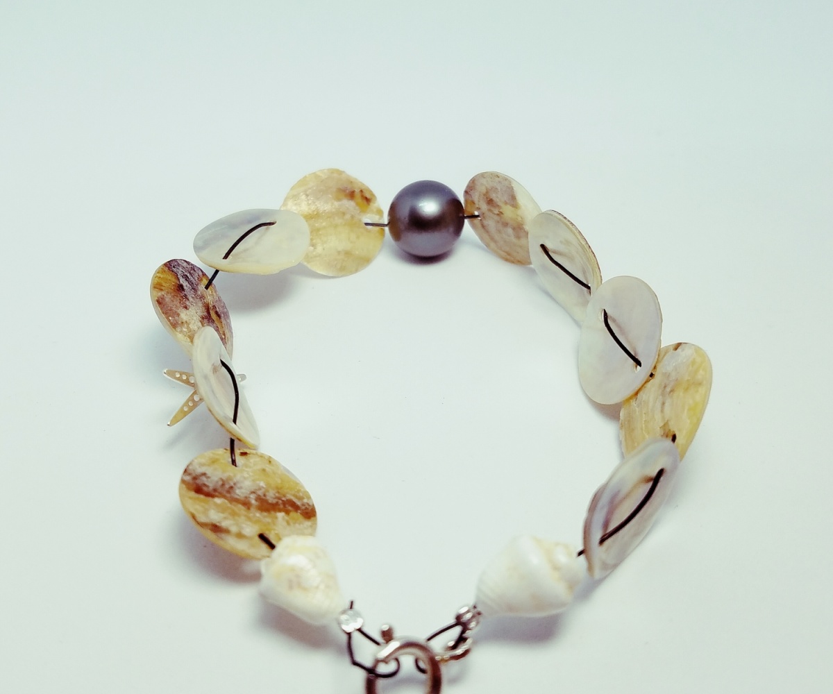32-collection-poeiti-bracelet-de-nacres-et-perle-10-9mm-bracelet-en-perles-de-tahiti-0