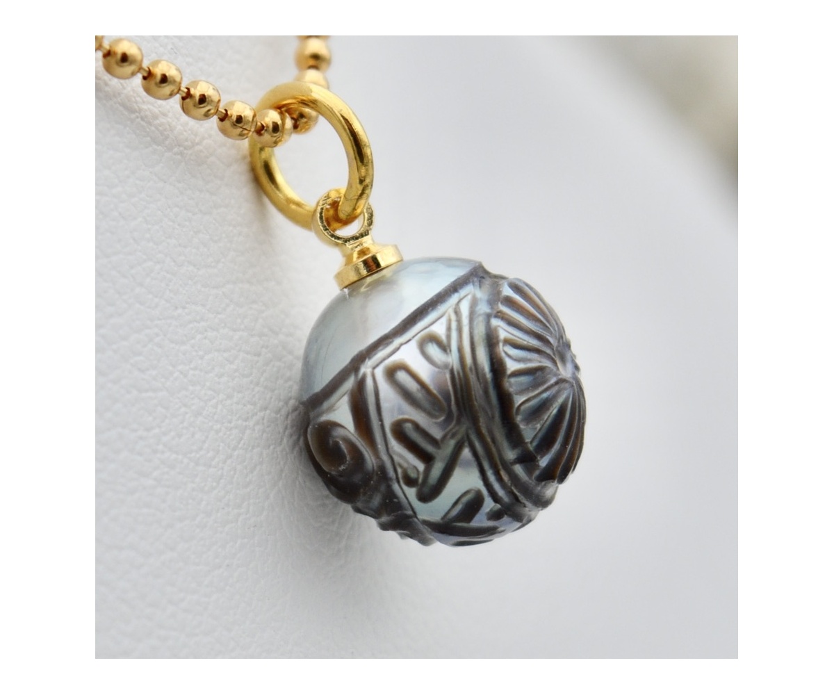 353-collection-fenua-iti-perle-gravee-de-11mm-pendentif-en-perles-de-tahiti-3
