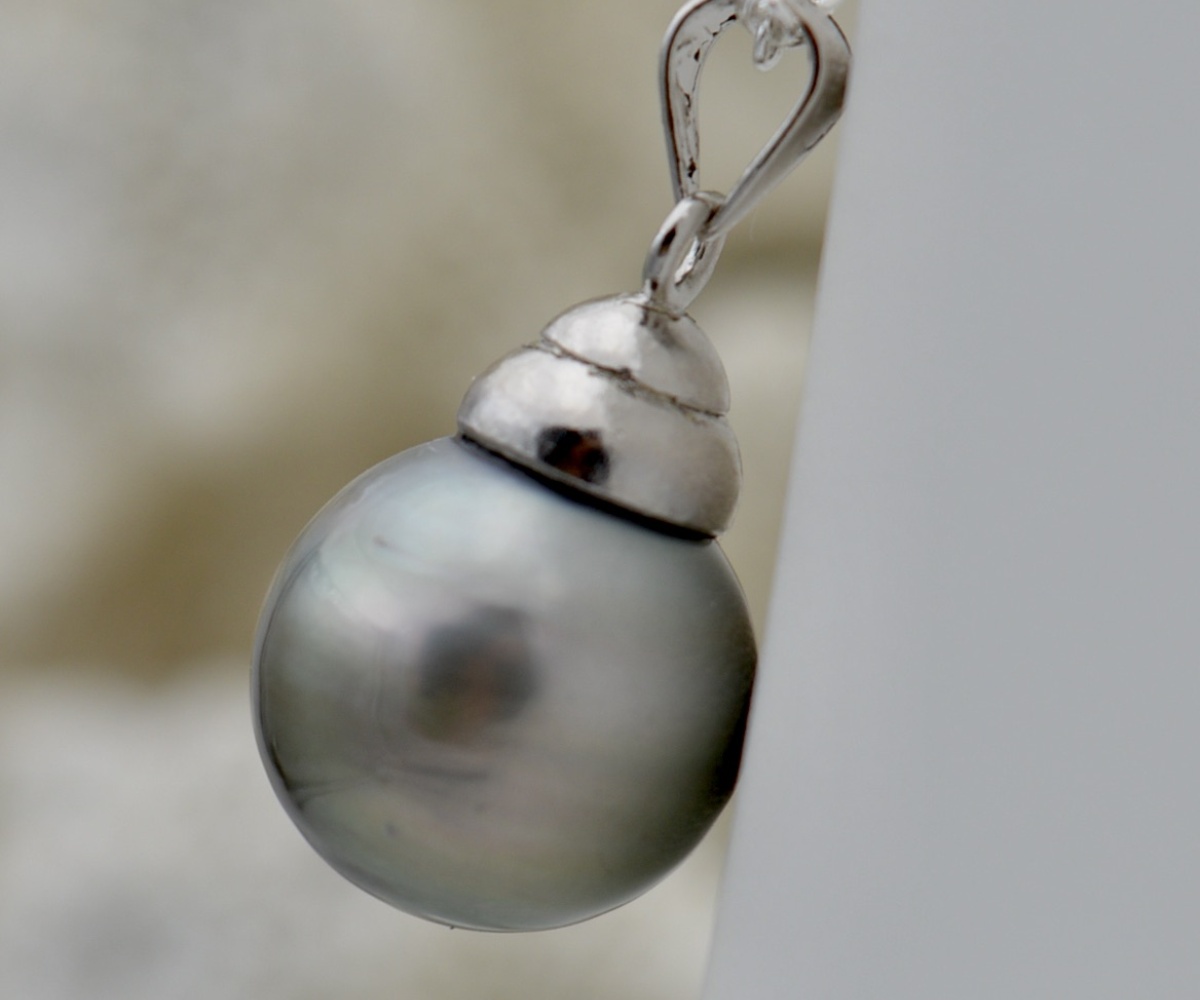 400-collection-tiare-perle-ronde-cerclee-de-12-3mm-collier-en-perles-de-tahiti-4
