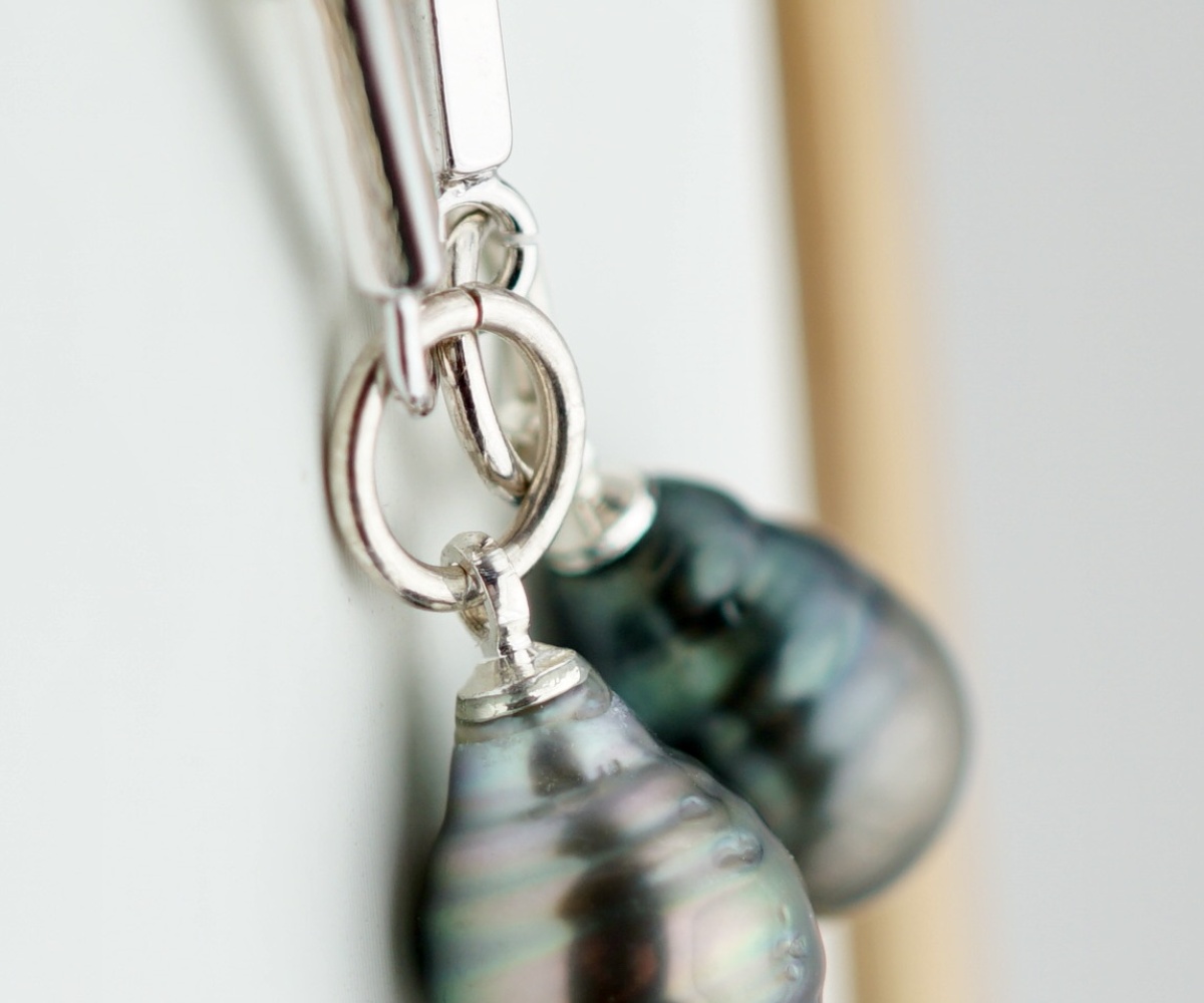 430-collection-mahi-perles-cerclees-argentees-boucles-oreilles-en-perles-de-tahiti-0
