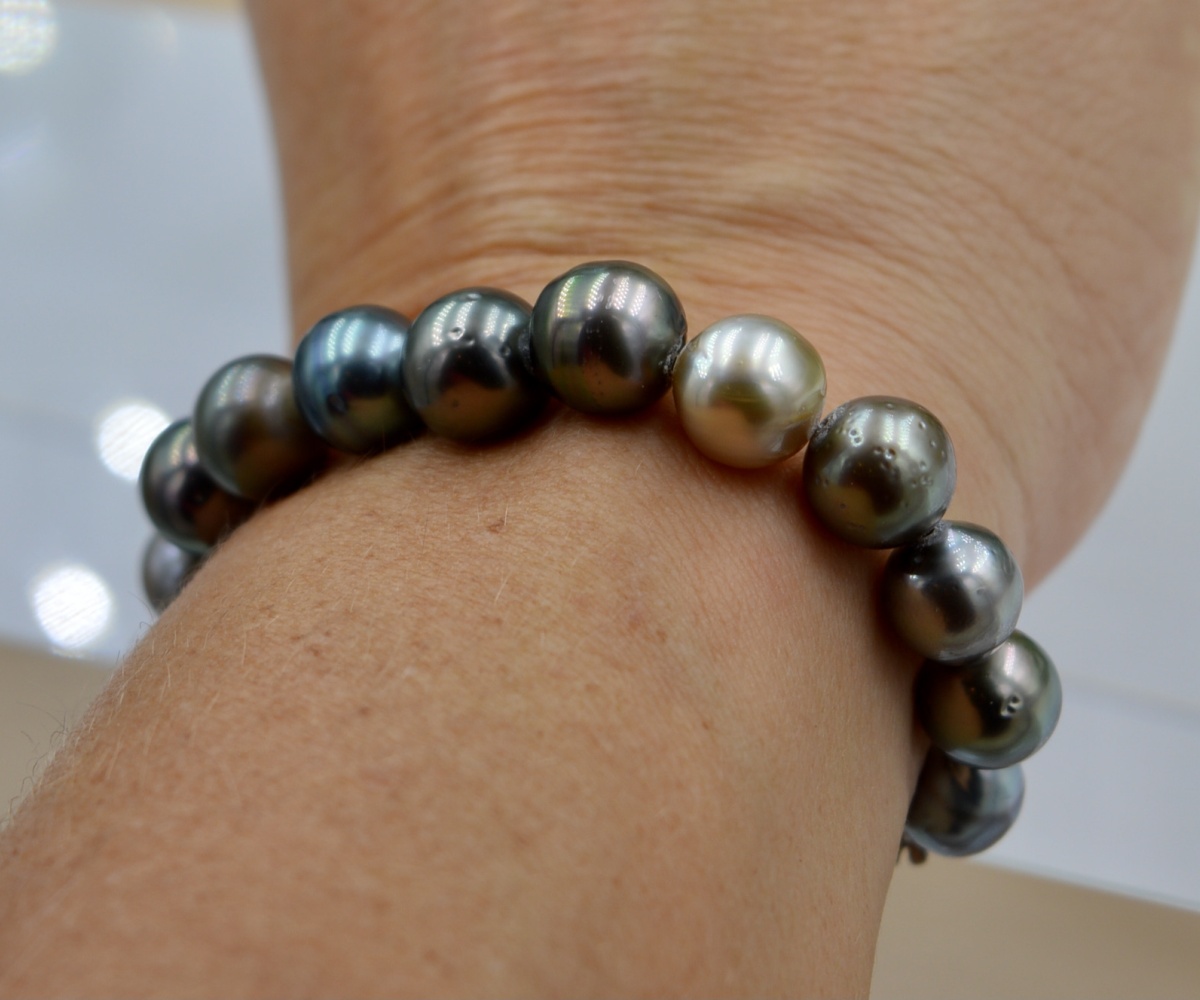 451-collection-manatea-15-perles-multicolores-bracelet-en-perles-de-tahiti-1