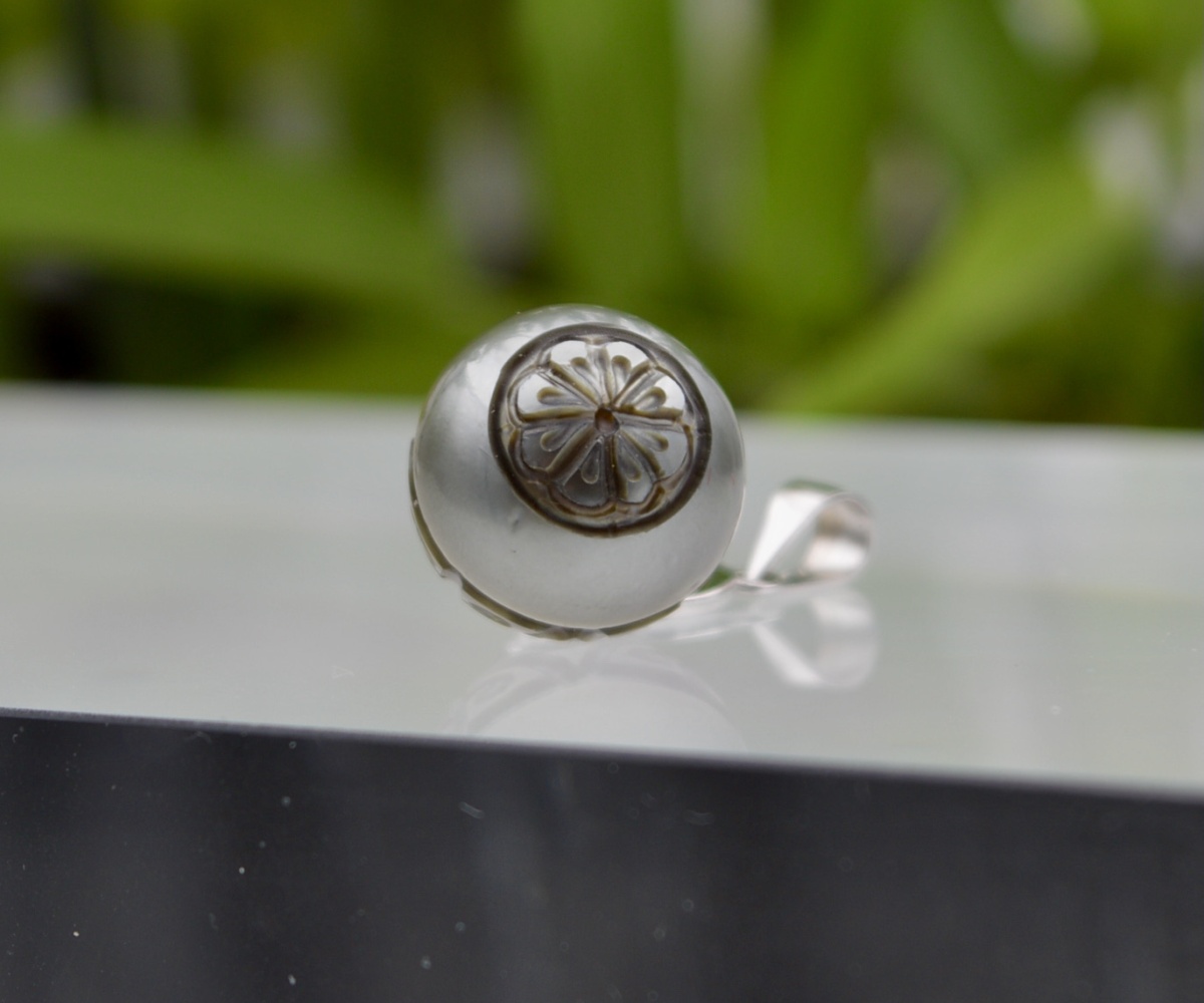 455-collection-itivaa-perle-de-14-1mm-pendentif-en-perles-de-tahiti-2