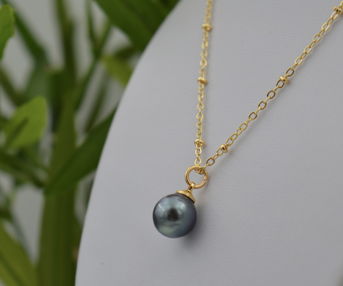 472-collection-taha-perle-semi-ronde-de-9mm-collier-en-perles-de-tahiti-1