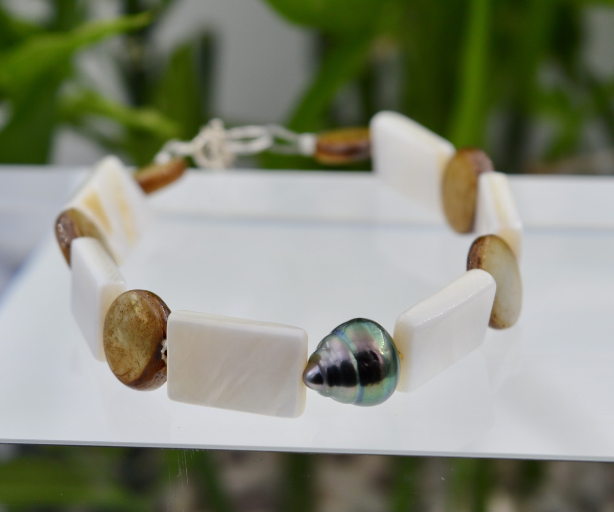 484-collection-poeiti-perle-cerclee-en-forme-de-coquillage-de-9-5mm-bracelet-en-perles-de-tahiti-2