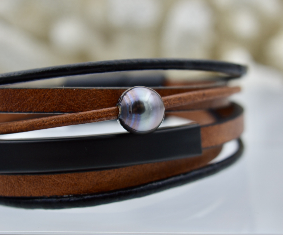 487-collection-aorai-bracelet-en-cuir-veritable-et-perle-ronde-cerclee-bracelet-en-perles-de-tahiti-4