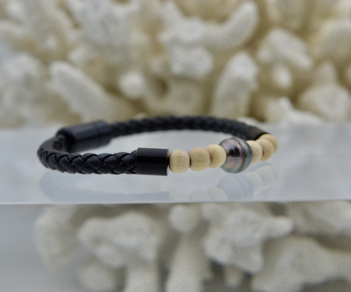 490-collection-ahonu-perle-cerclee-de-9-6mm-bracelet-en-perles-de-tahiti-1