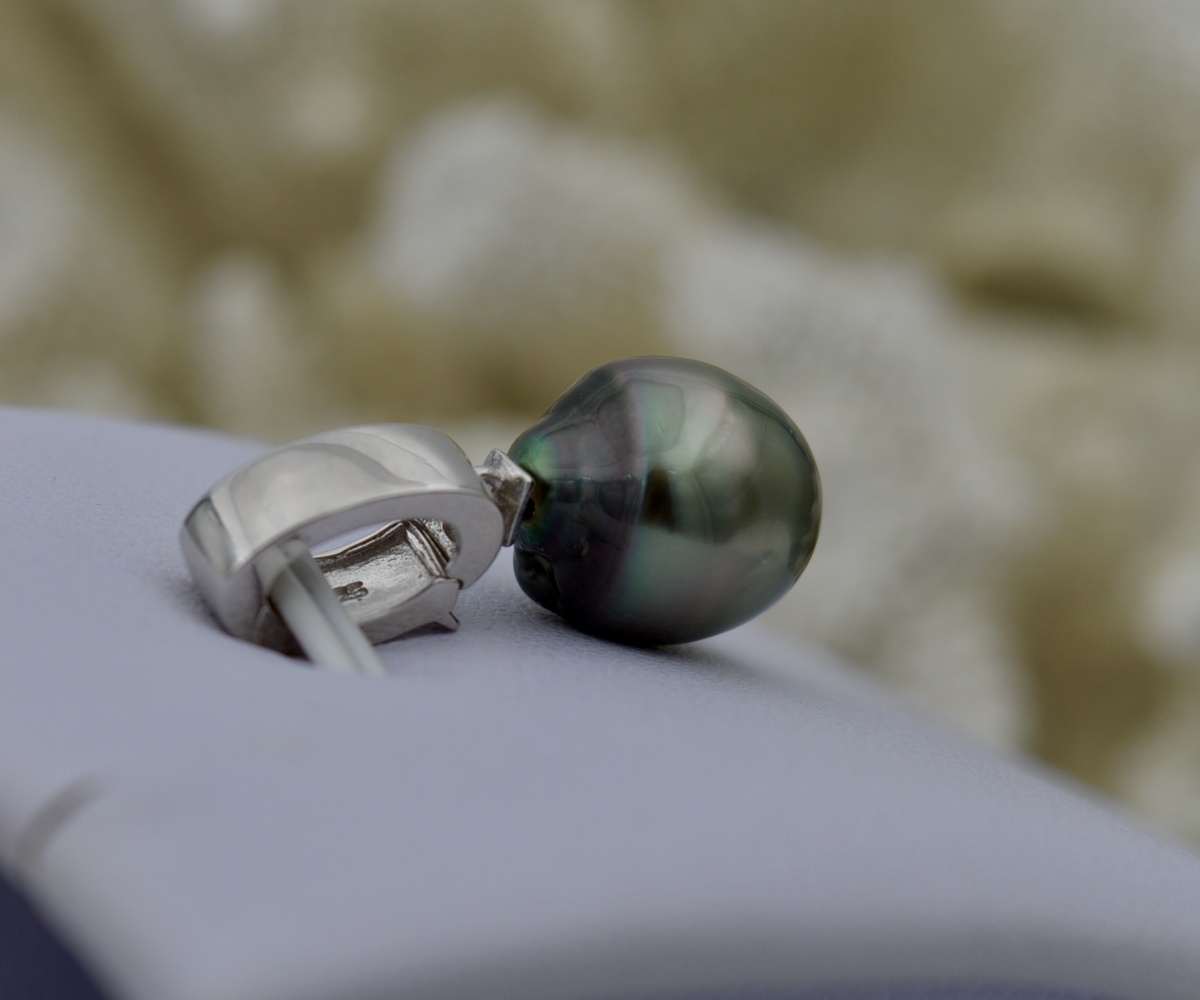 497-collection-manatoa-splendide-perle-baroque-verte-de-10-8mm-pendentif-en-perles-de-tahiti-0