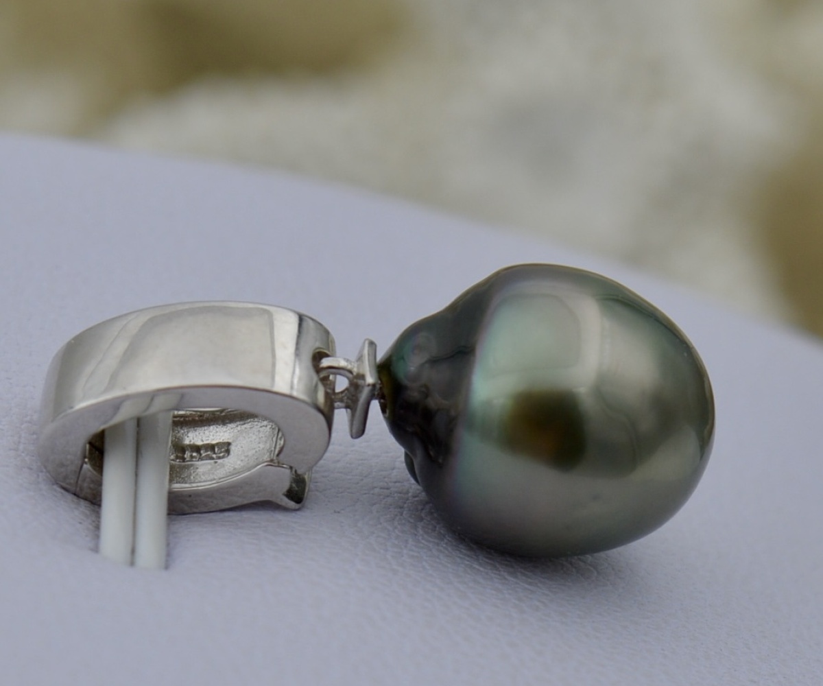 497-collection-manatoa-splendide-perle-baroque-verte-de-10-8mm-pendentif-en-perles-de-tahiti-2