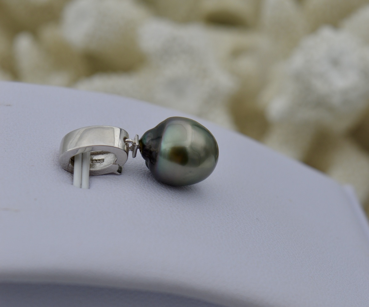 497-collection-manatoa-splendide-perle-baroque-verte-de-10-8mm-pendentif-en-perles-de-tahiti-6
