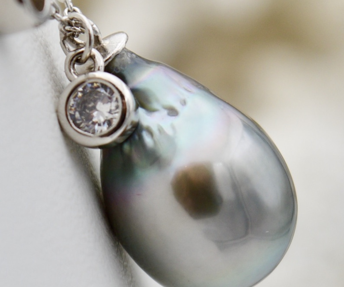 510-collection-ori-tahiti-perle-baroque-de-10-1mm-collier-en-perles-de-tahiti-0