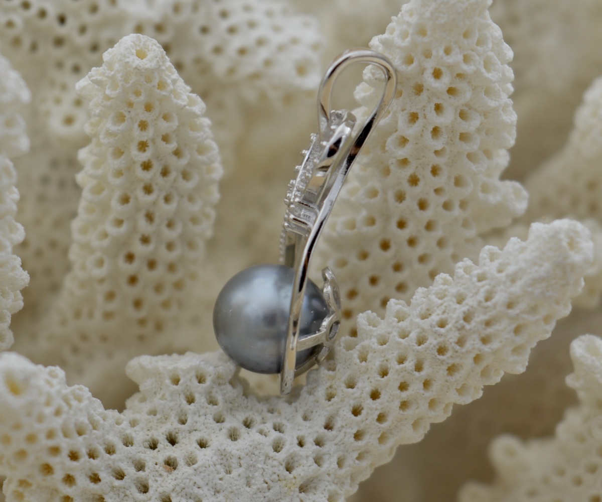538-collection-hamuta-perle-de-8-8mm-pendentif-en-perles-de-tahiti-1