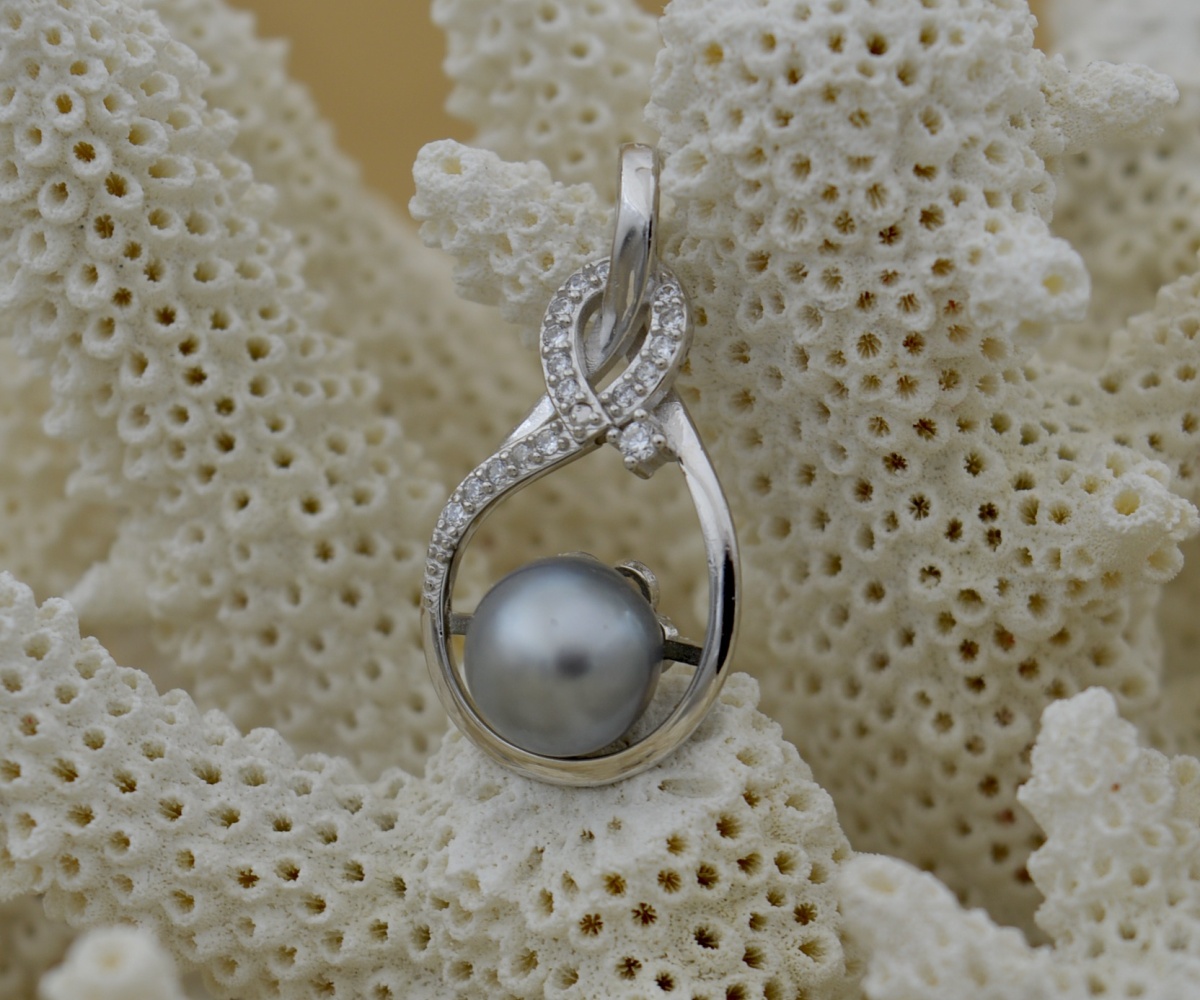538-collection-hamuta-perle-de-8-8mm-pendentif-en-perles-de-tahiti-2
