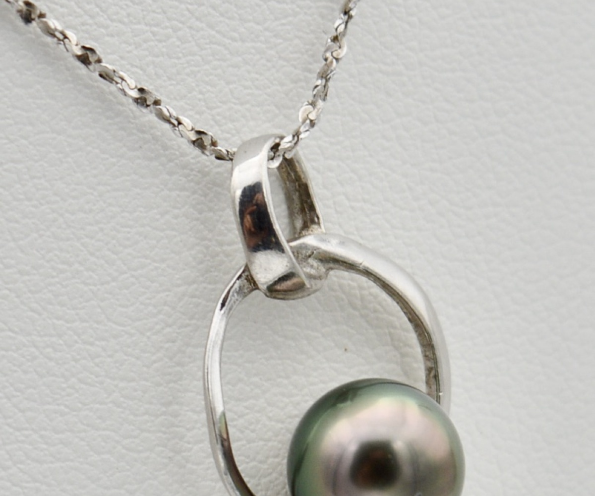 541-collection-tere-perle-ronde-de-8-2mm-sur-argent-collier-en-perles-de-tahiti-4