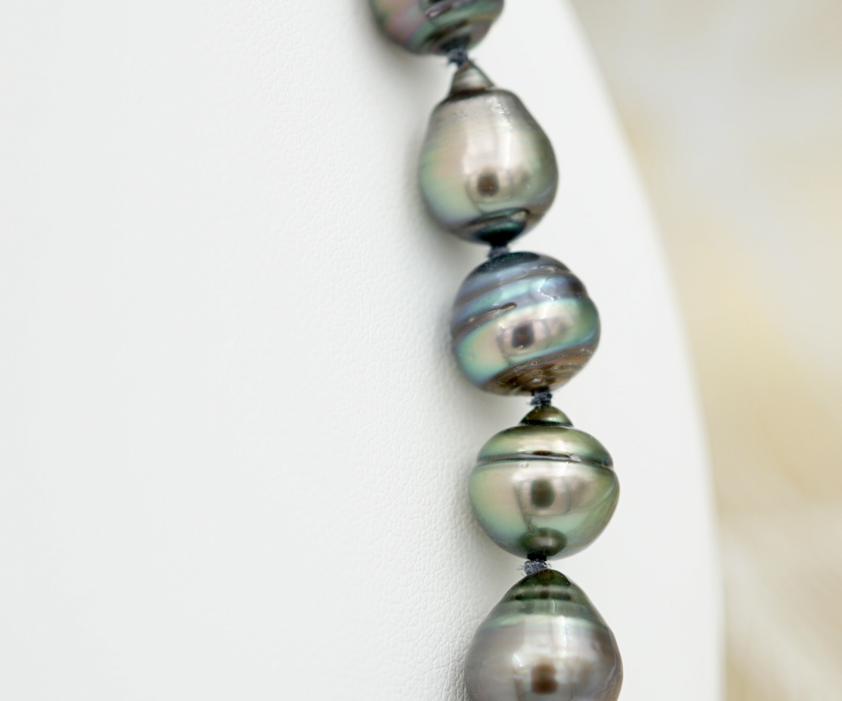 600-collection-hiva-oa-splendide-collier-de-44-perles-collier-en-perles-de-tahiti-3