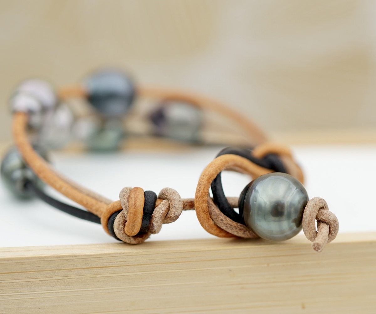 608-collection-ahonu-7-perles-de-tahiti-bracelet-en-perles-de-tahiti-et-pierres-naturelles-5