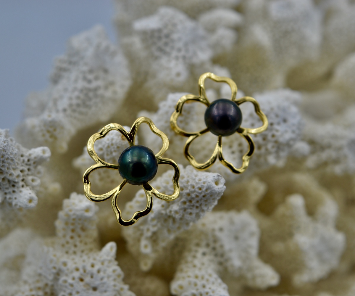 61-collection-papetoai-deux-perles-rondes-de-8-3mm-boucles-oreilles-en-perles-de-tahiti-3