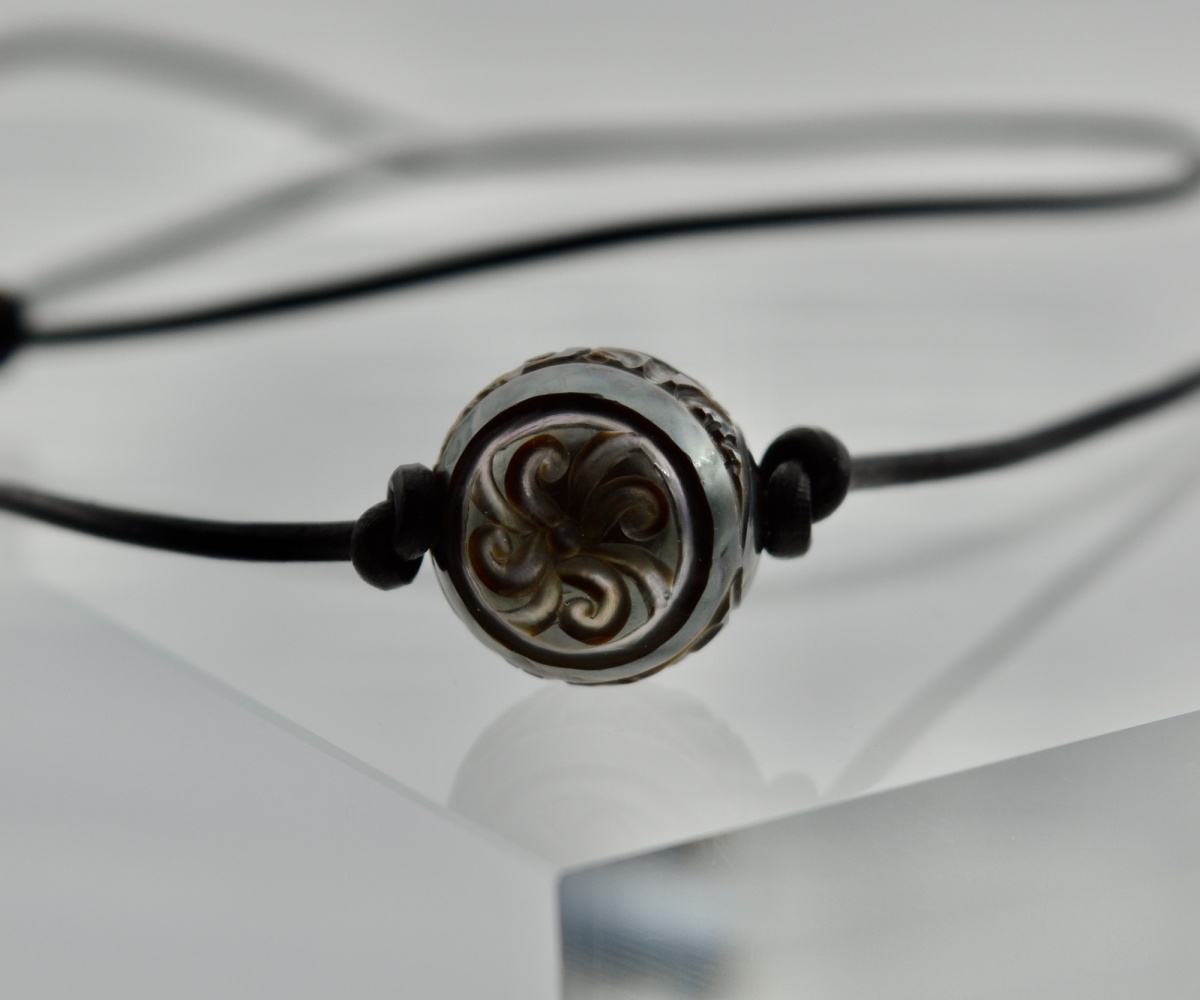 647-collection-tane-perle-gravee-de-15-6mm-collier-en-perles-de-tahiti-1