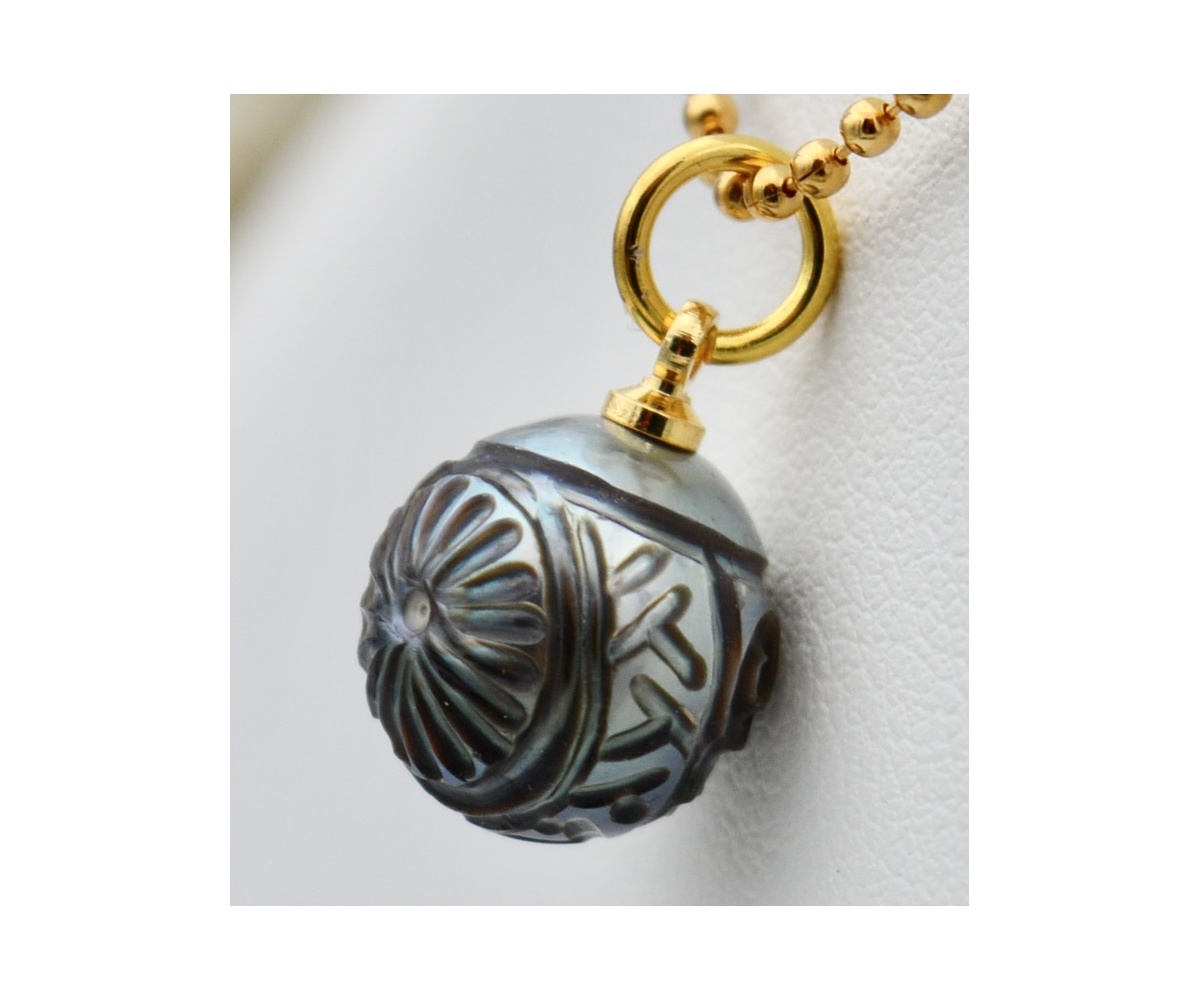 649-collection-fenua-iti-perle-gravee-de-11mm-pendentif-en-perles-de-tahiti-0