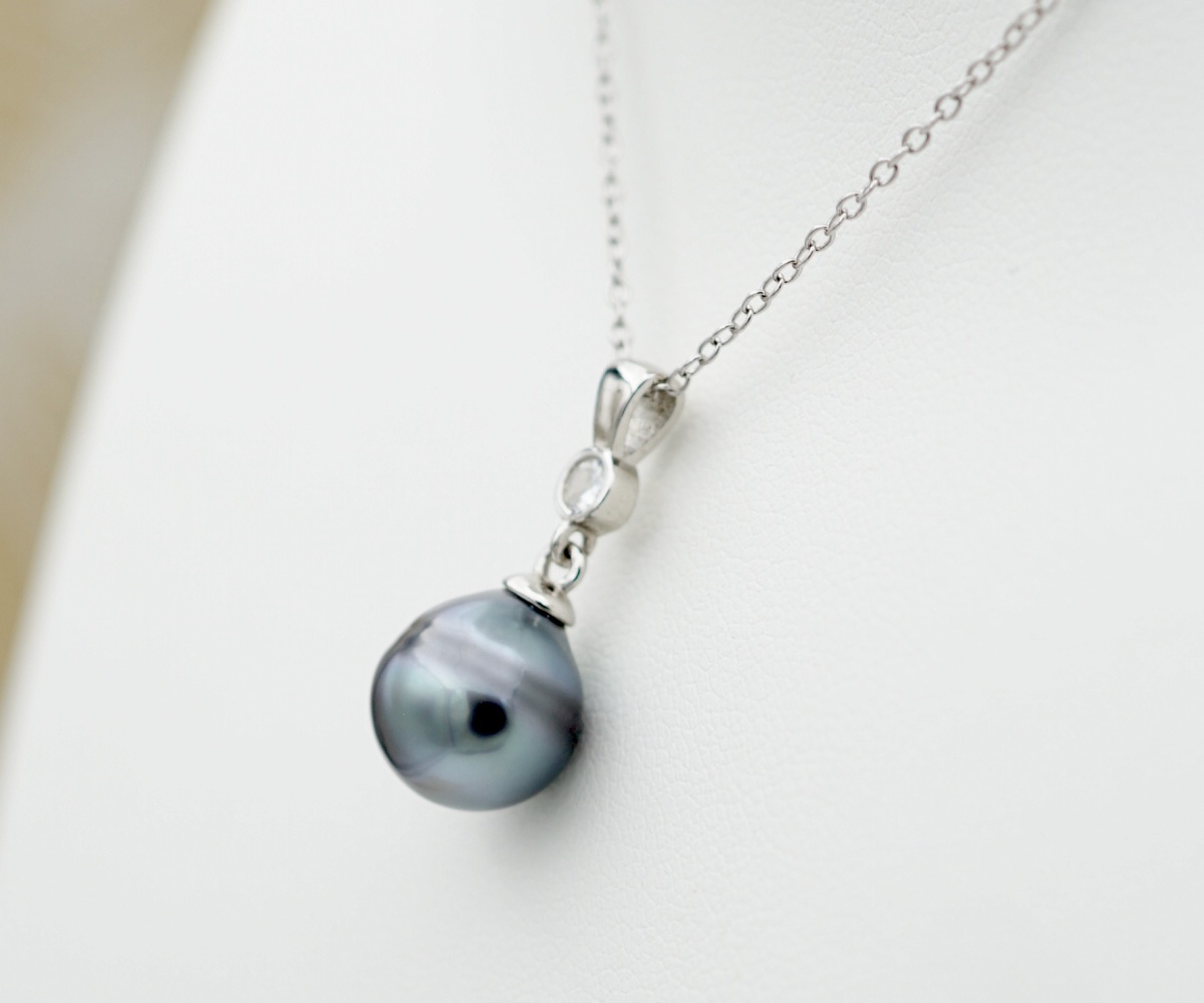 676-collection-oro-perle-cerclee-bleu-de-9-7mm-collier-en-perles-de-tahiti-7