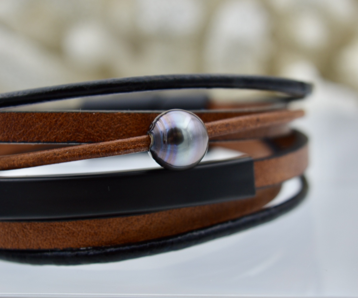 680-collection-aorai-bracelet-en-cuir-veritable-et-perle-ronde-cerclee-bracelet-en-perles-de-tahiti-6