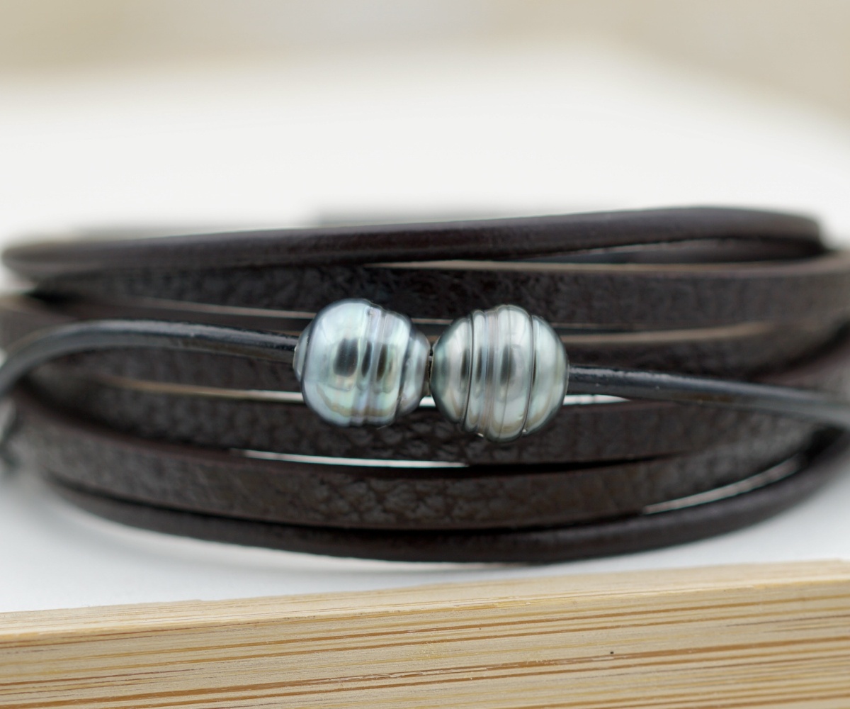681-collection-tane-deux-perles-cerclees-sur-cuir-veritable-bracelet-en-perles-de-tahiti-11