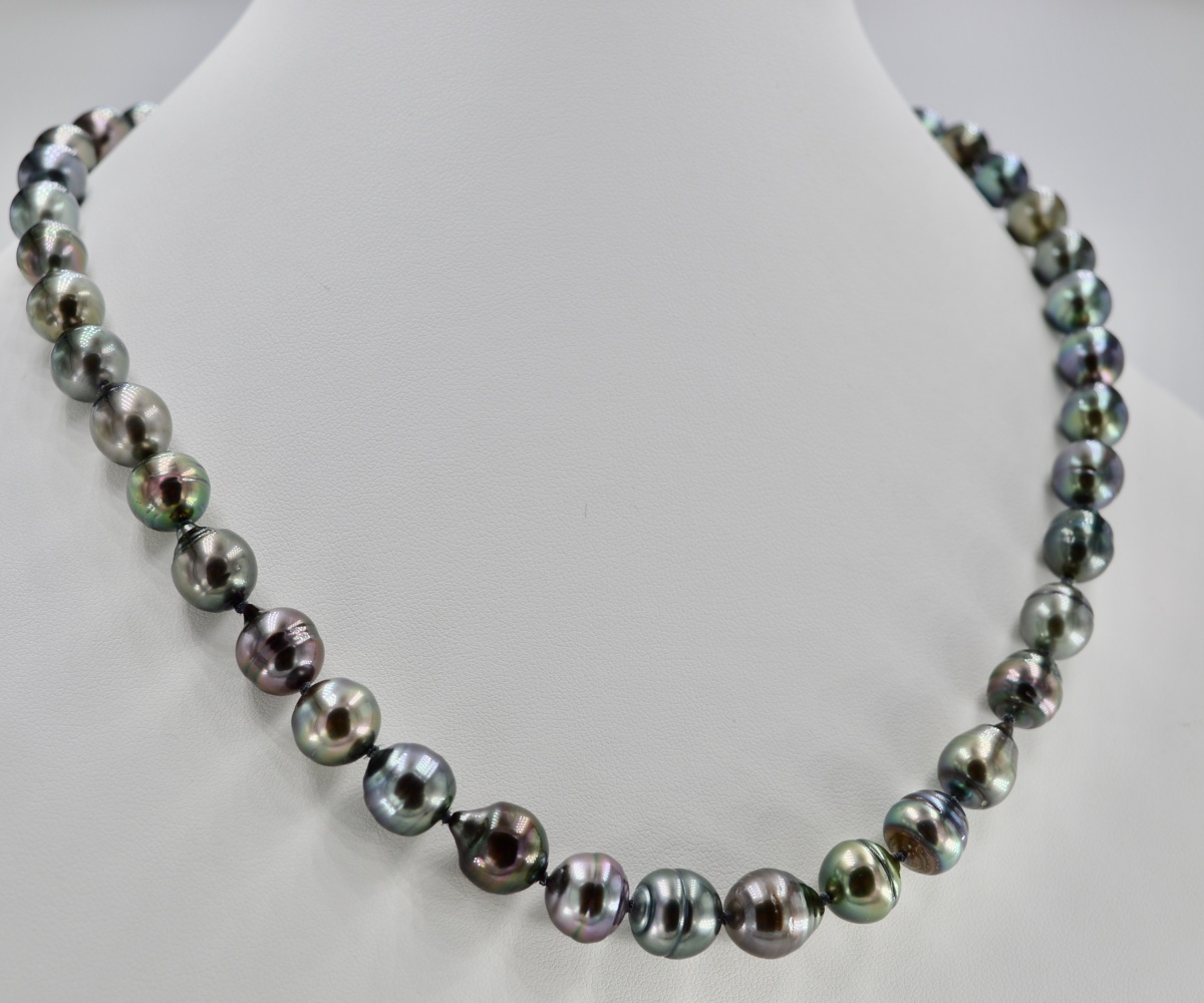 7-collection-hiva-oa-splendide-collier-de-44-perles-collier-en-perles-de-tahiti-6