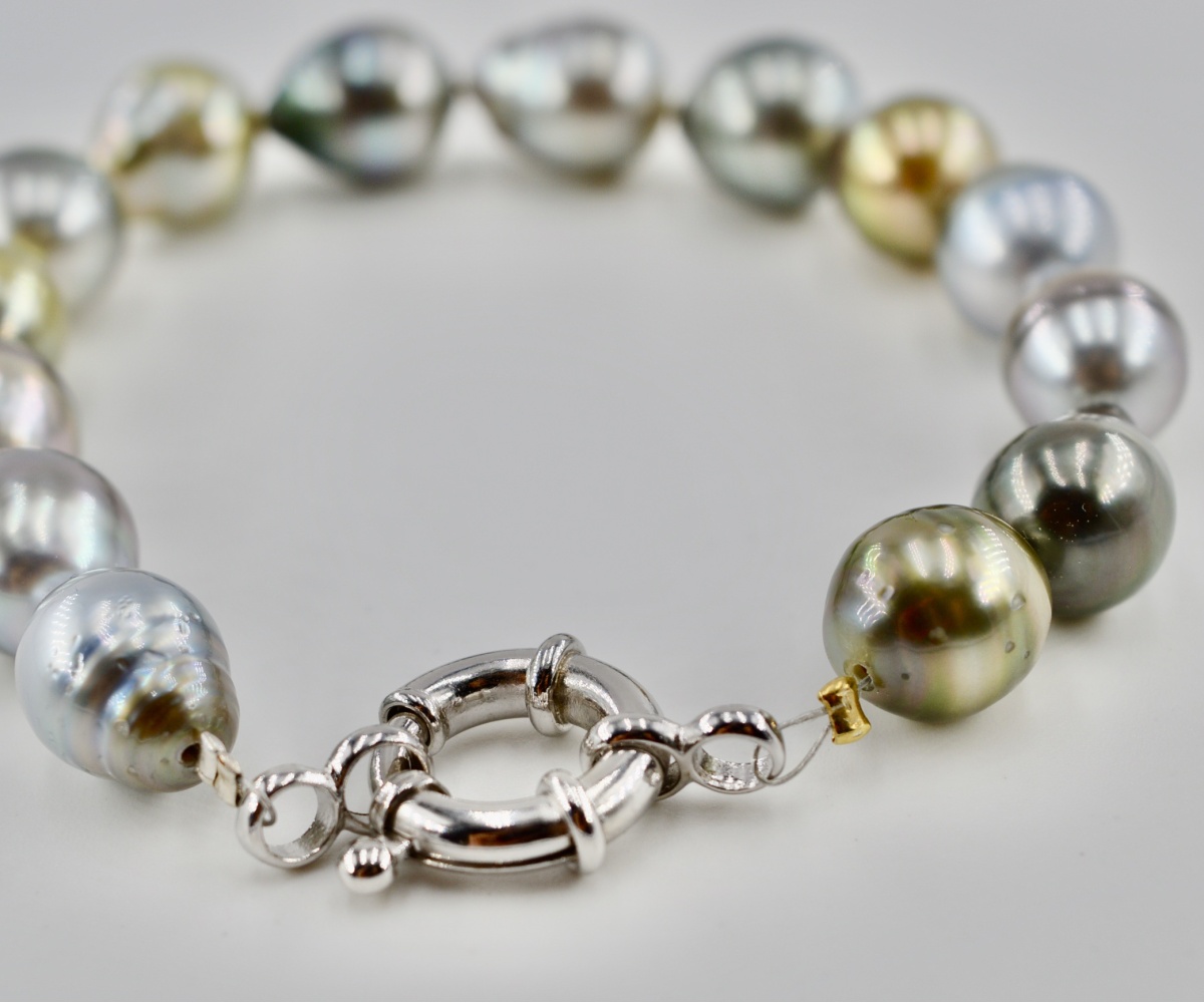 83-collection-fenua-14-perles-de-tahiti-multicolores-bracelet-en-perles-de-tahiti-4