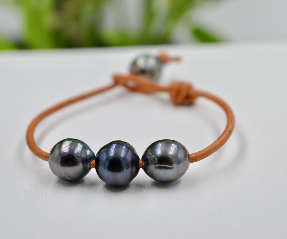 85-collection-moorea-4-perles-sur-cuir-brun-bracelet-en-perles-de-tahiti-2