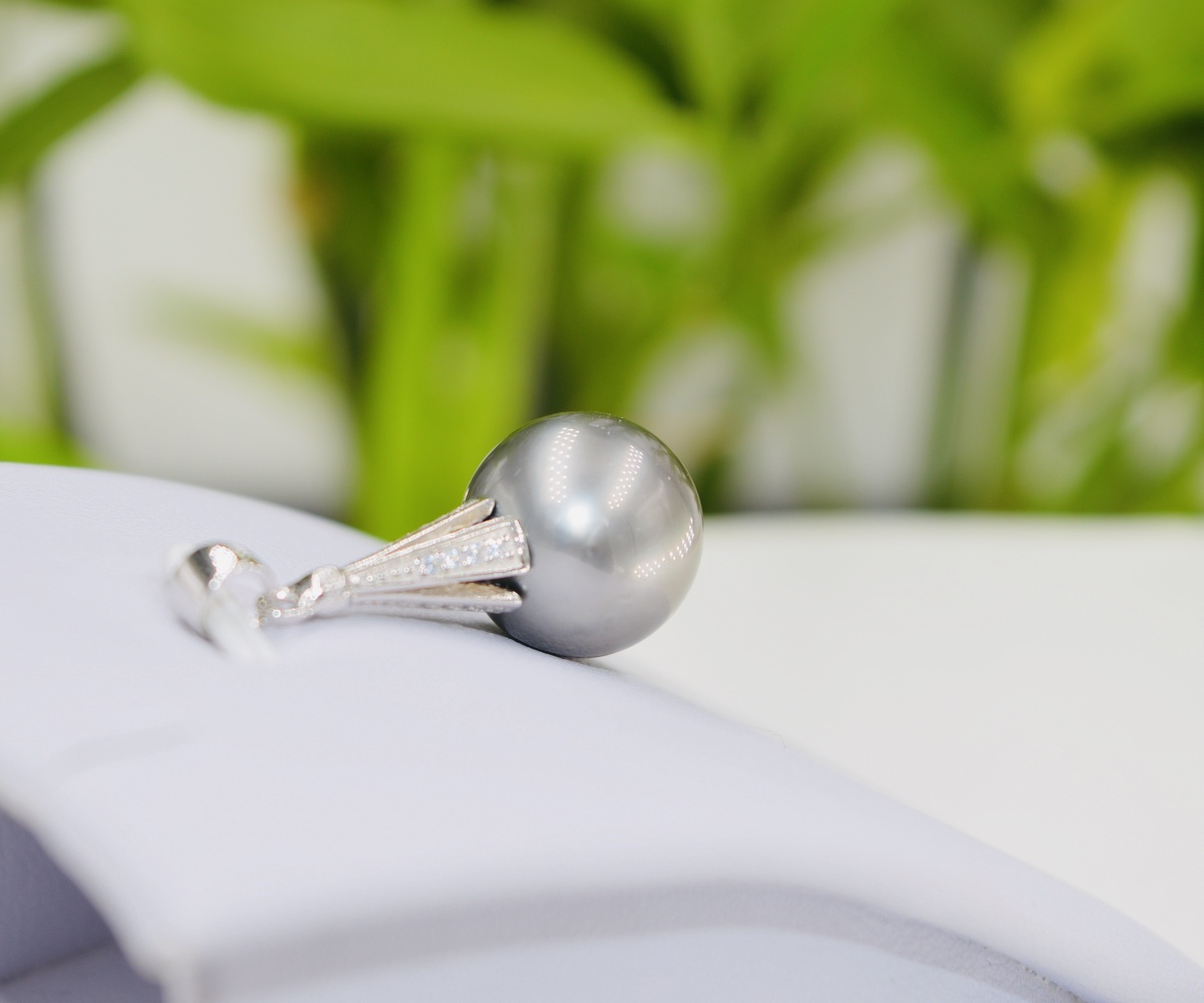 88-collection-aorai-splendide-perle-de-13-8mm-pendentif-en-perles-de-tahiti-2