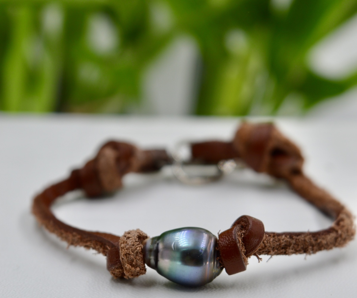 90-collection-tahia-perle-sur-cuir-avec-fermoir-coeur-en-argent-925mm-bracelet-en-perles-de-tahiti-2