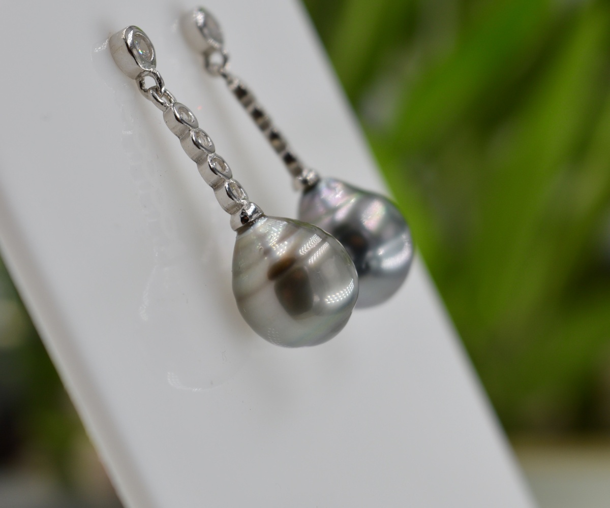 92-collection-tevahine-deux-perles-baroques-de-9-2mm-boucles-oreilles-en-perles-de-tahiti-0