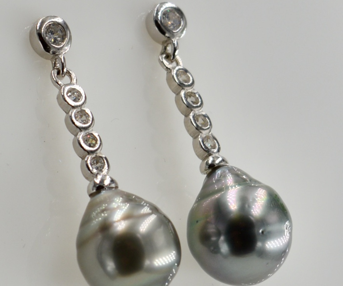 92-collection-tevahine-deux-perles-cerclees-de-9-2mm-boucles-oreilles-en-perles-de-tahiti-0