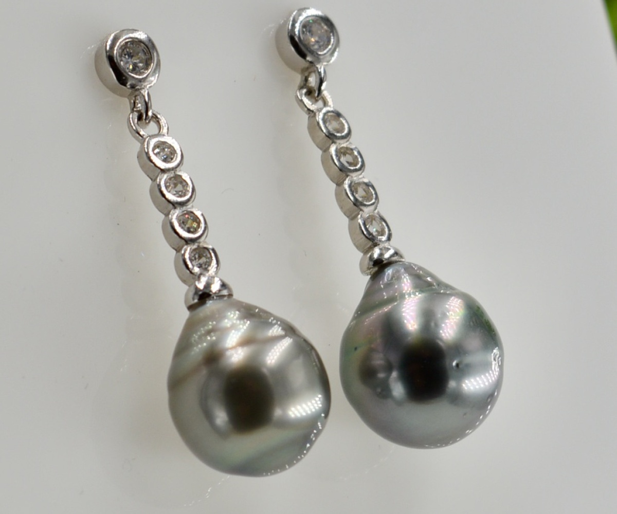 92-collection-tevahine-deux-perles-cerclees-de-9-2mm-boucles-oreilles-en-perles-de-tahiti-1