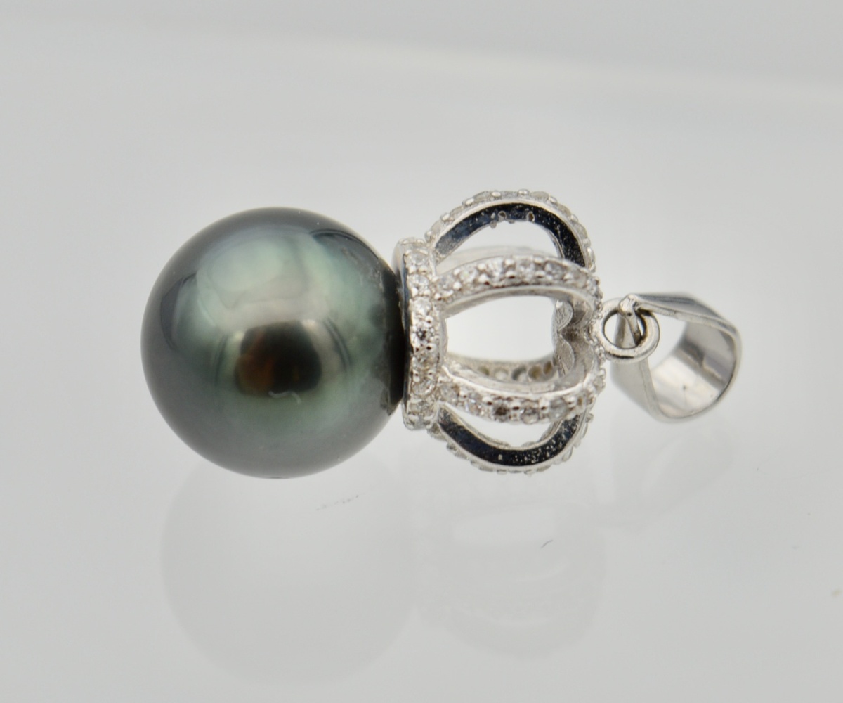 97-collection-heiura-splendide-perle-de-11-5mm-montee-sur-une-couronne-en-argent-et-zirconiums-pendentif-en-perles-de-tahiti-4
