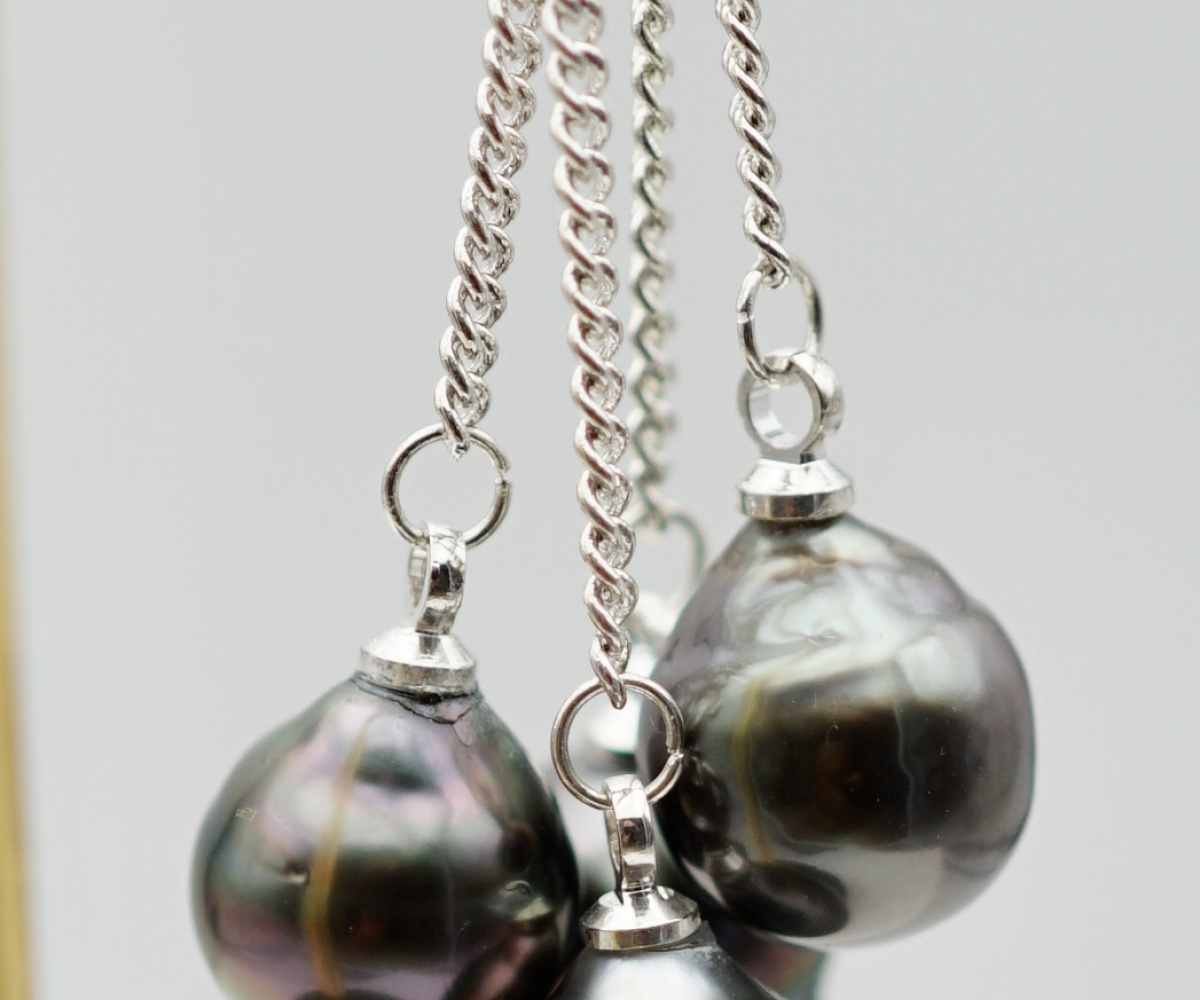 collection-poehei-4-perles-cerclees-montees-en-boucles-d-oreilles-boucles-oreilles-en-perles-de-tahiti-1
