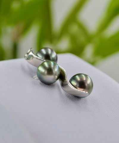 137-collection-taru-trois-splendides-perles-de-tahiti-pendentif-en-perles-de-tahiti-0