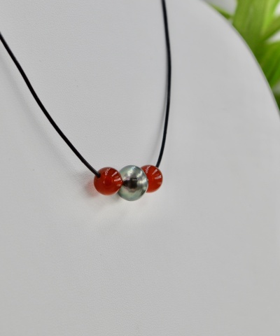 144-collection-ehu-cornaline-rouge-collier-en-perles-de-tahiti-et-pierres-naturelles-0