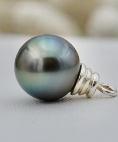 438-collection-fare-perle-de-9-5mm-pendentif-en-perles-de-tahiti-0